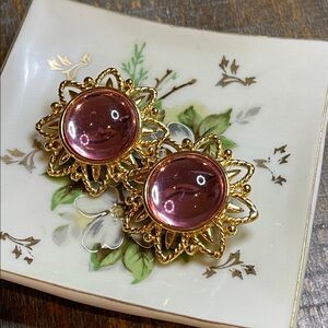 Vintage Trifari Pink Glass Cabochon “Jelly Belly” Sunburst Clip-on Earrings